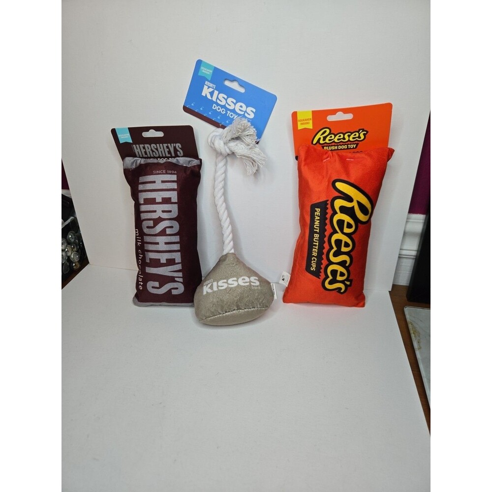 3 Dog Toys Reese’s Hershey Bar Hershey's Kisses Crinkles Squeaks Easter Basket